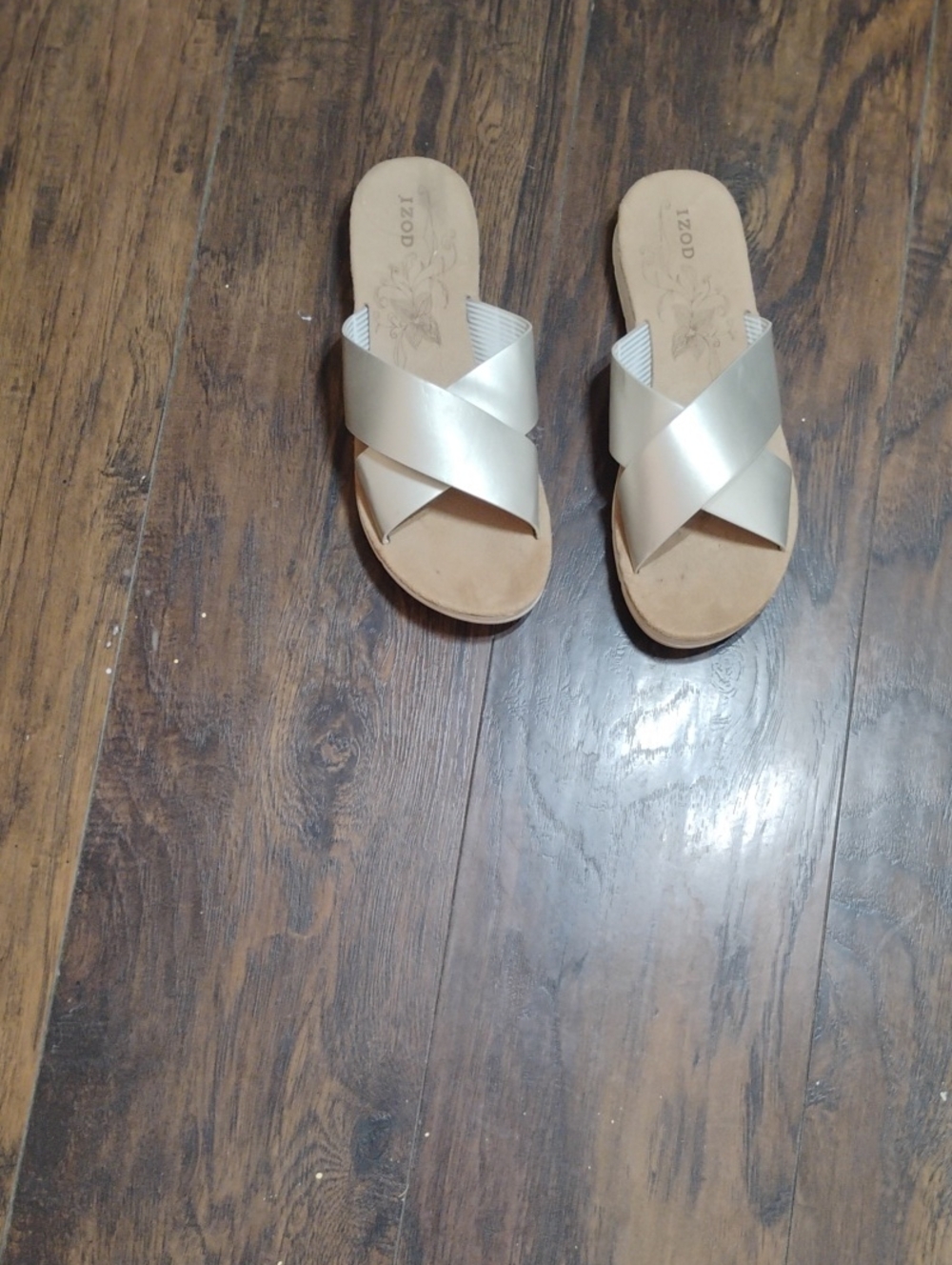IZOD Women's Metallic Cream Cross-Strap Slide Sandals